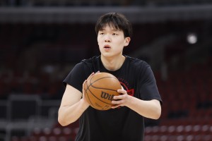 LOL赛事注册-拓媒：不知道杨瀚森会变成什么样 我对他的发展持怀疑态度