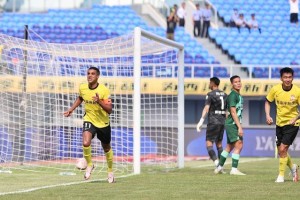 【中超】阿兰2射1传董春雨送大礼 西海岸5比2浙江