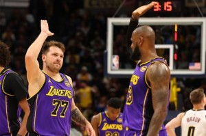 英雄联盟赛事官网-命运反转！东契奇憋了20天复活，湖人破苦主要冲冠？