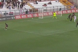 注册赢好礼-【热身】雷比奇2球1助莱昂传射 AC米兰新援首秀6比1