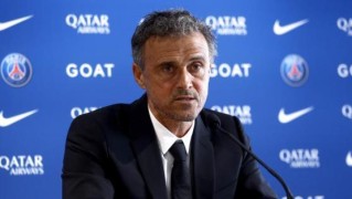 英雄联盟直播-巴黎玩火自焚？恩里克想辞职了？